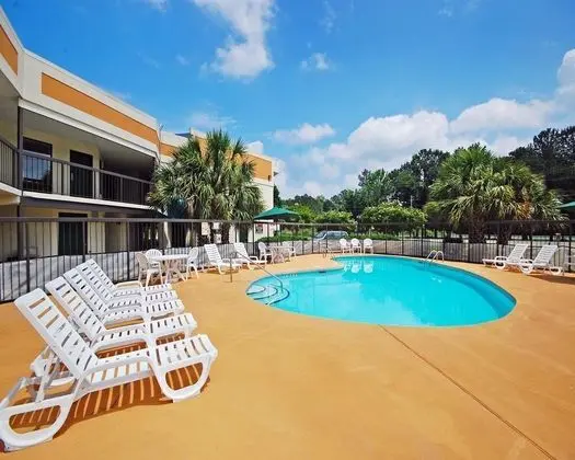 QUALITY INN SELMA