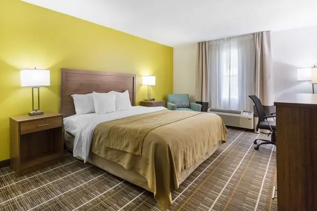  Quality Inn Stephens City-Winchester South