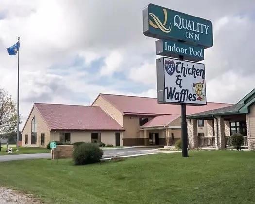 Quality Inn Sturtevant - Racine