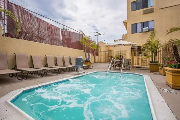 Quality Inn & Suite Hermosa Beach