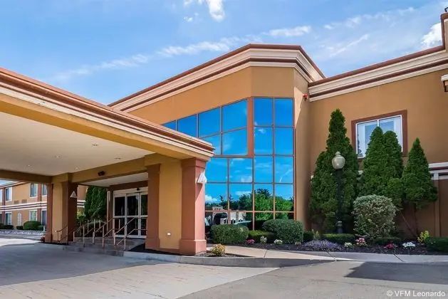 Quality Inn & Suites Albany Airport