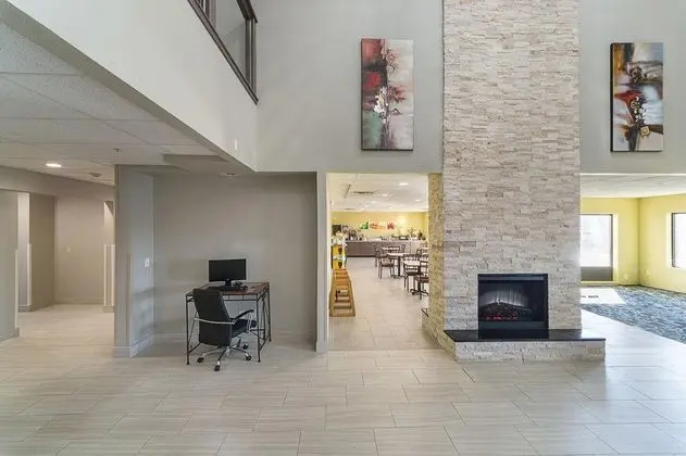 QUALITY INN & SUITES ARNOLD - ST LOUIS