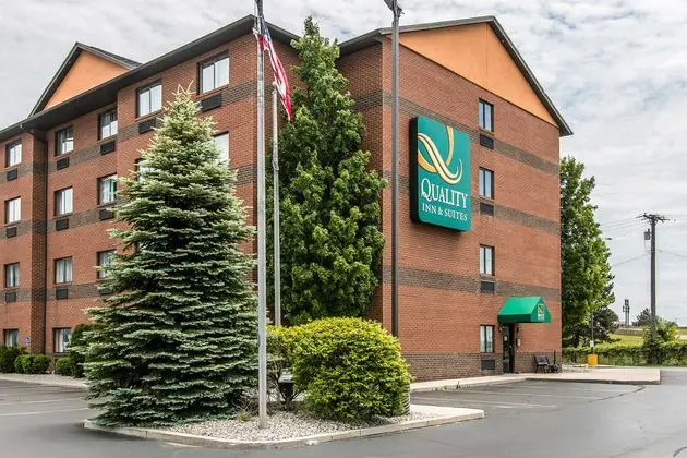 Quality Inn & Suites Beach/Downtown