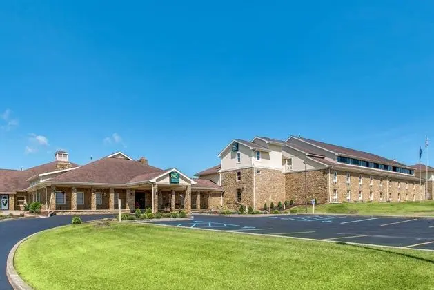 Quality Inn & Suites Bedford