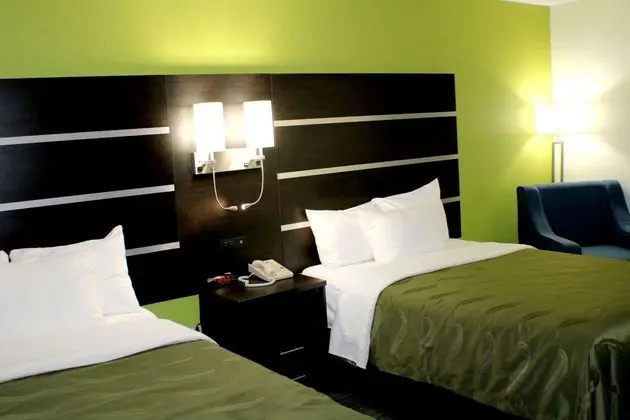Quality Inn & Suites Bedford
