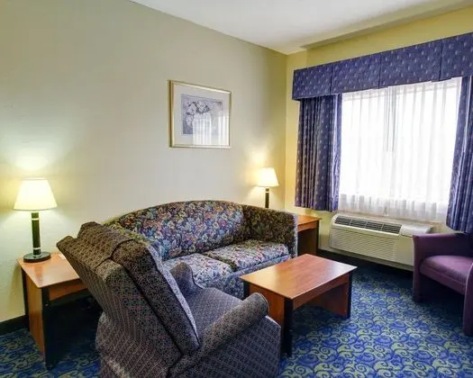 Quality Inn & Suites Bellmeand