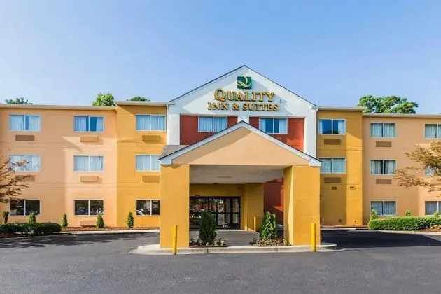 Quality Inn & Suites Birmingham  Highway 280