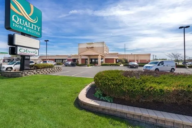 Quality Inn & Suites
