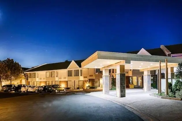 Quality Inn & Suites Brampton - Dış Mekan