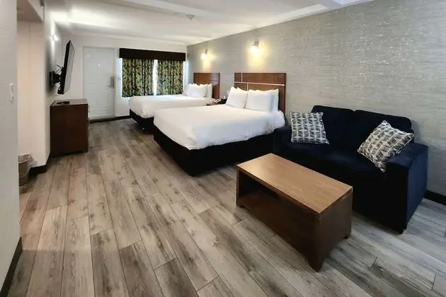 Quality Inn & Suites - Oda