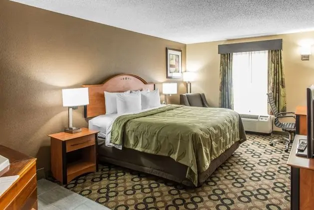 Quality Inn & Suites Columbus West - Hilliard - Öne Çıkan Resim
