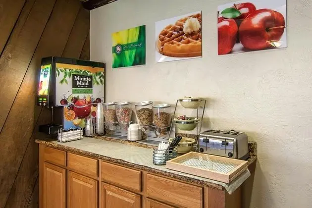 Quality Inn & Suites at Coos Bay