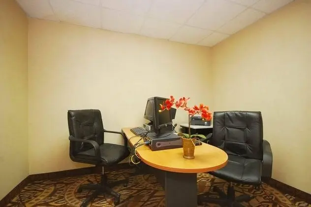 Quality Inn & Suites Danbury Area