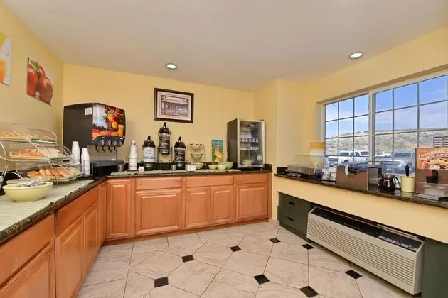 Quality Inn & Suites Elko