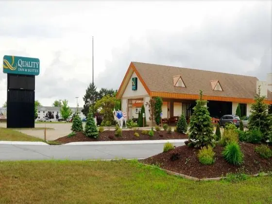 Quality Inn & Suites Escanaba