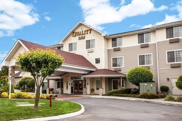 Quality Inn & Suites Federal Way - Seattle - Dış Mekan