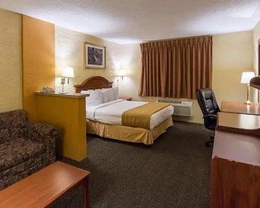 Quality Inn & Suites Goodyear - Phoenix West