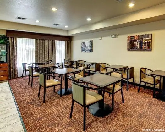 Quality Inn & Suites - Granbury