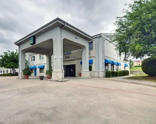 Quality Inn & Suites (Grand Praire) - Öne Çıkan Resim