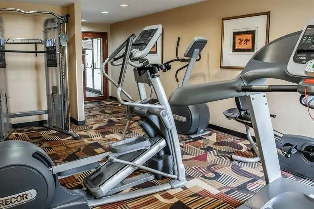 Quality Inn & Suites Greenfield I-70