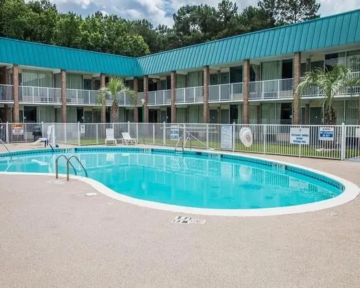 Quality Inn & Suites Hardeeville