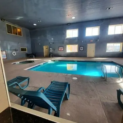 Quality Inn & Suites I-40 - Dış Mekan
