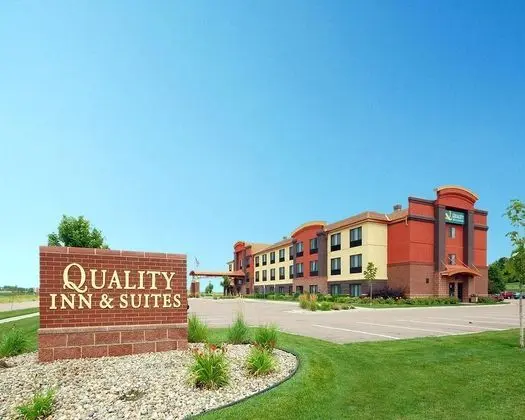 Quality Inn & Suites Joe Foss Airport