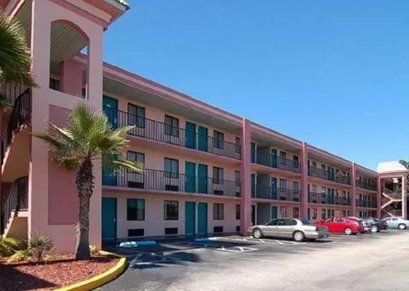 Quality Inn & Suites Kissimmee by The Lake