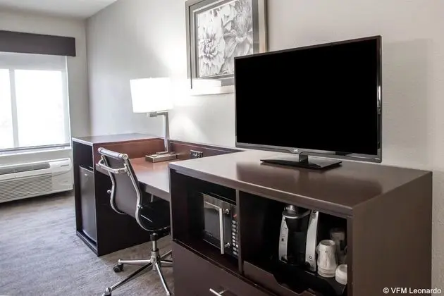 Quality Inn & Suites - Genel