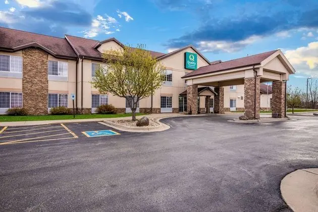 Quality Inn & Suites Madison Area - Dış Mekan
