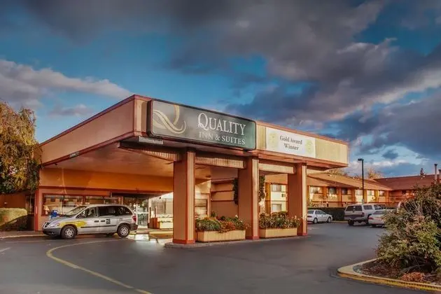 Quality Inn and Suites Medford