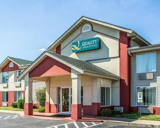 Quality Inn & Suites Middletown  Franklin