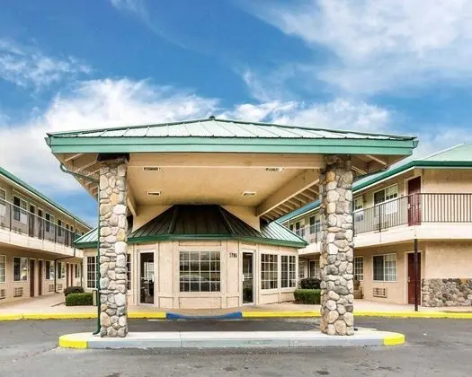 Quality Inn & Suites Minden US-395