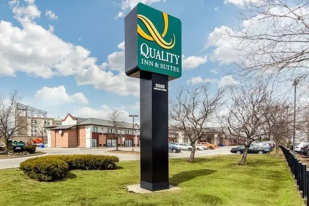 Quality Inn & Suites