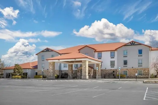 Quality Inn & Suites - Öne Çıkan Resim
