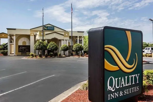 Quality Inn & Suites Mooresville-Lake Norman