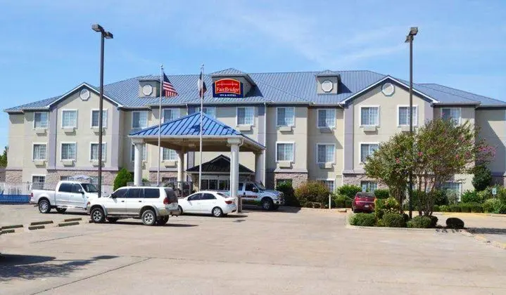 Quality Inn & Suites Near Cleburne Conference Center