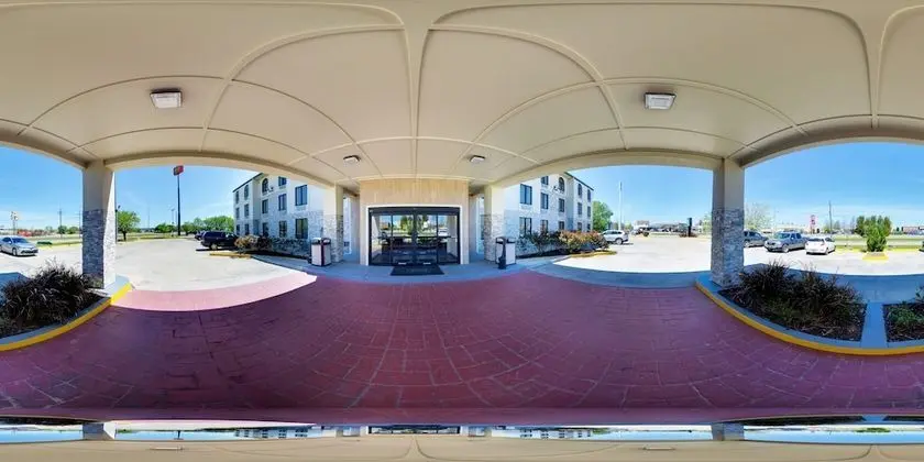 Quality Inn & Suites Near Tanger Outlet Mall - Dış Mekan