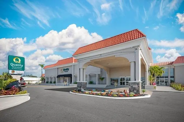 Quality Inn & Suites New Port Richey - Öne Çıkan Resim