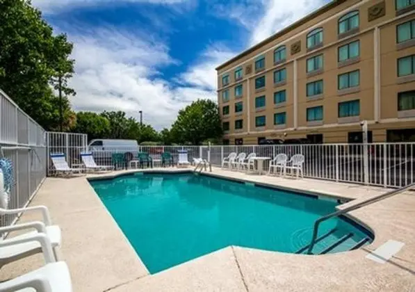 Quality Inn & Suites North Myrtle Beach - Genel