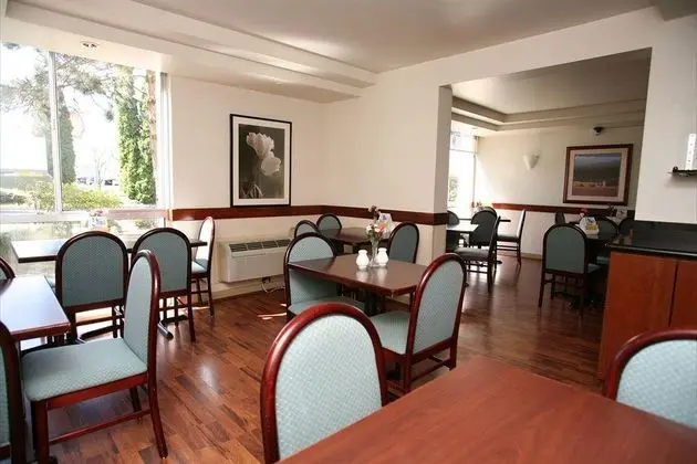 Quality Inn and Suites North Seattle