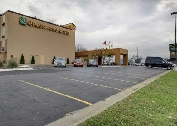 Quality Inn & Suites