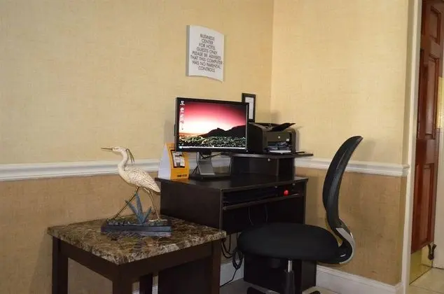 Quality Inn & Suites Riverfront East Palatka