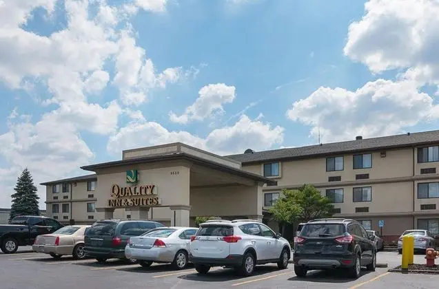 Quality Inn & Suites (Romulus)