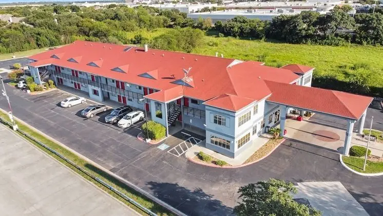 Quality Inn & Suites - Dış Mekan