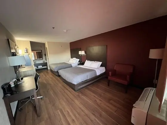 Quality Inn & Suites - Oda