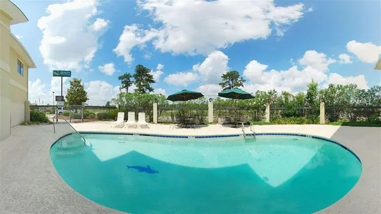 Quality Inn & Suites Savannah North