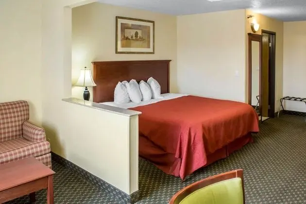 Quality Inn & Suites