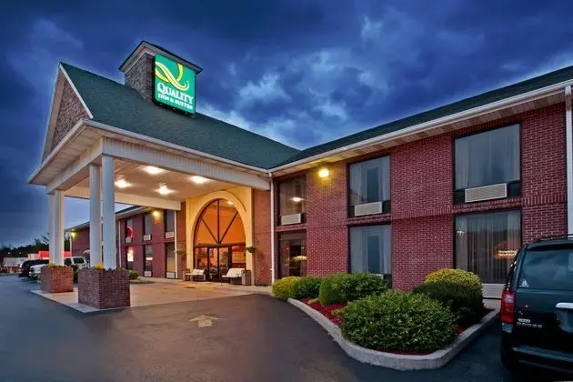 Quality Inn & Suites Somerset Area