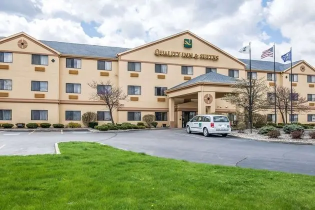 Quality Inn and Suites South Bend